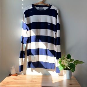 🎈 DONATED 🎈 cotton striped crewneck sweater